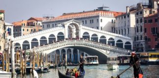 most Rialto v Benátkach